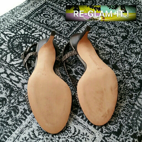 BANANA REPUBLIC.....GORGEOUS HEELS - Picture 4 of 4